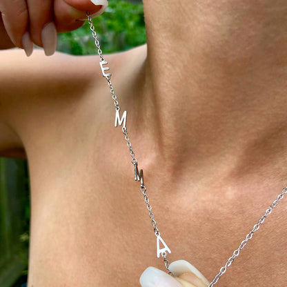 Livia™ | Collar Personalizado de Iniciales