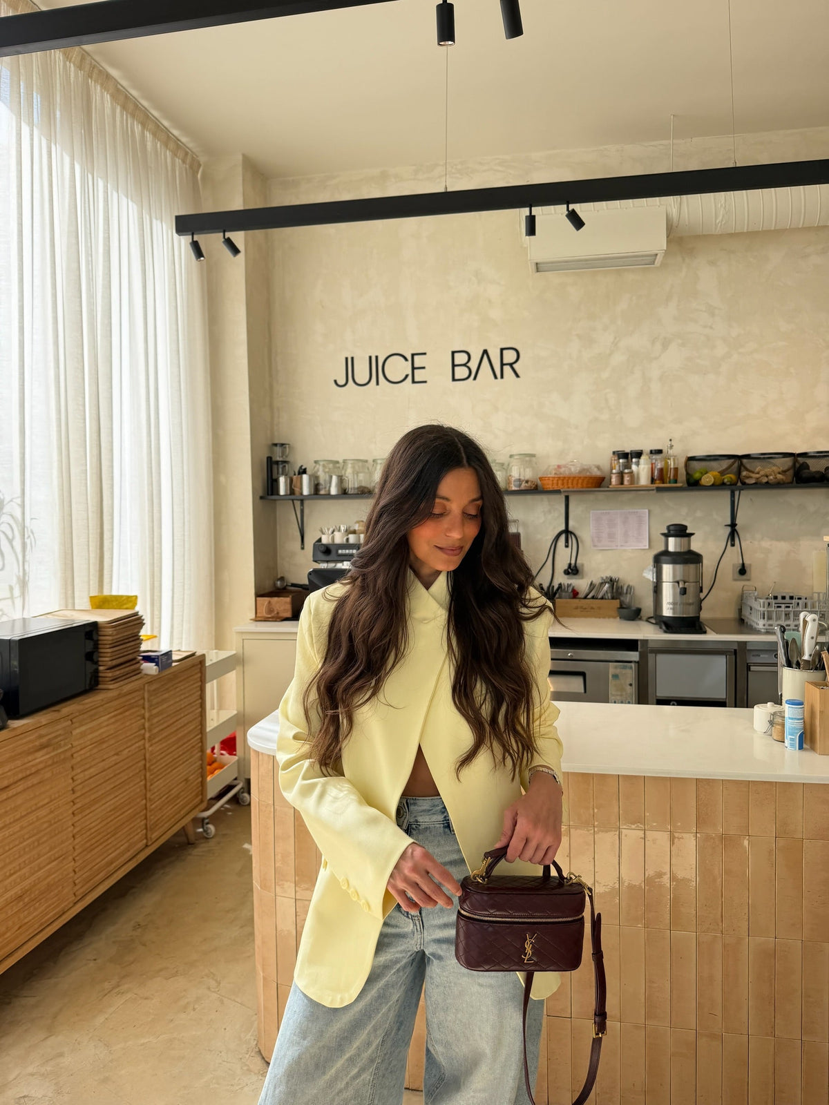 Blazer Asimétrico Amarillo Mantequilla | Blazer Elan – VeraLorenti