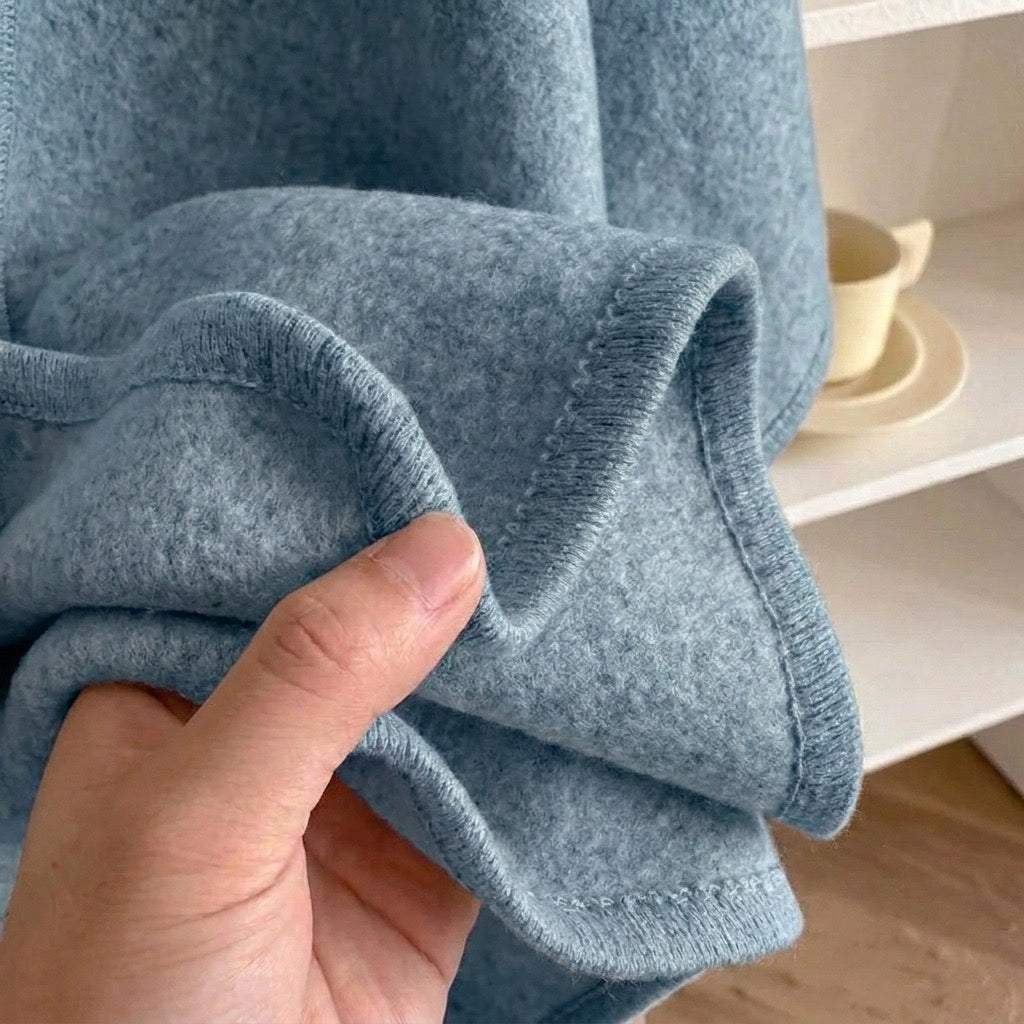 ALBA™ | Poncho con Presilla