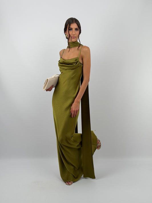 Selene™ | Vestido Satinado Largo con Foulard