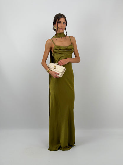 Selene™ | Vestido Satinado Largo con Foulard